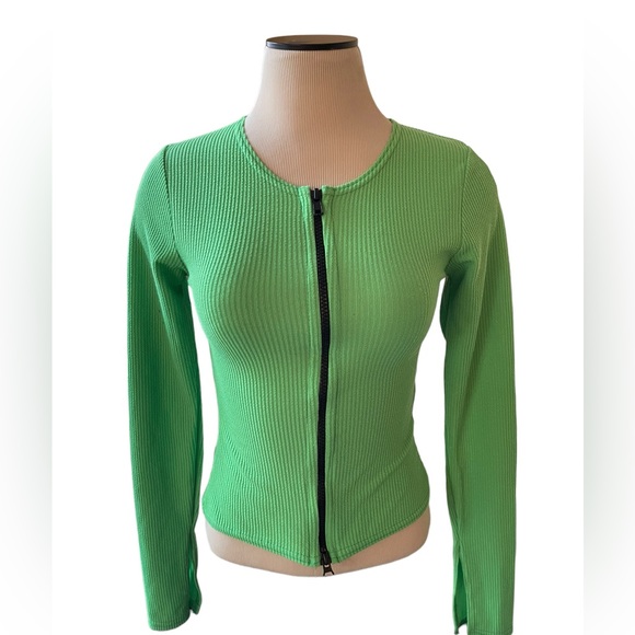 Boohoo Tops - BOOHOO RIBBED ZIP FRONT TOP LONG SLEEVE SPLIT CUFF GREEN Size 8